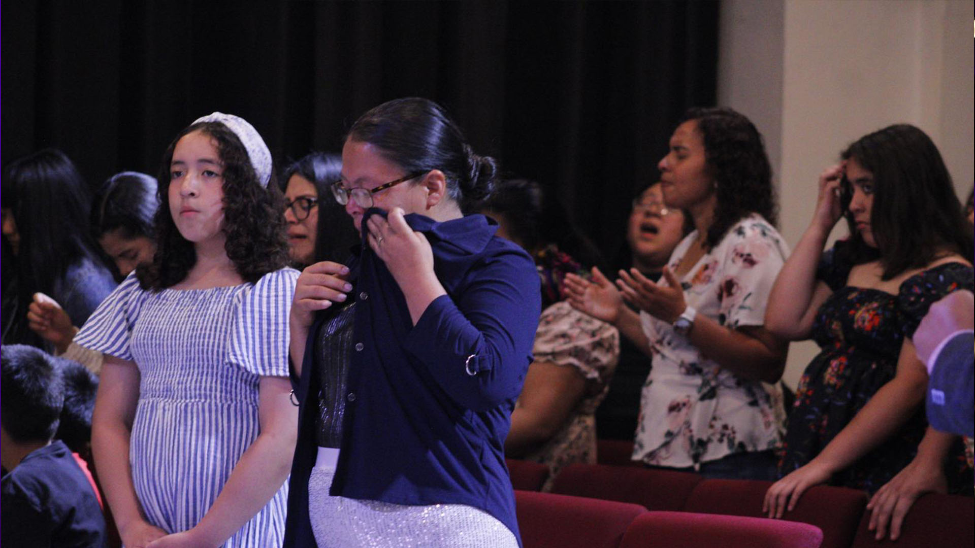 Alabanza y Gloria